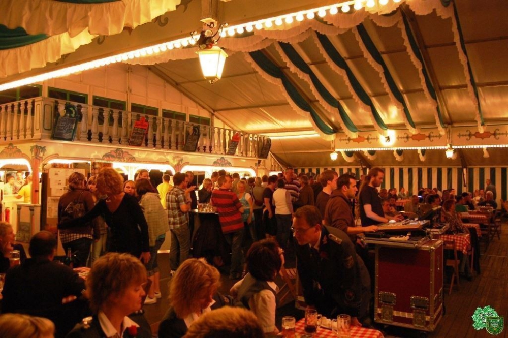 Schlüsselwörter: Schützenfest 2011